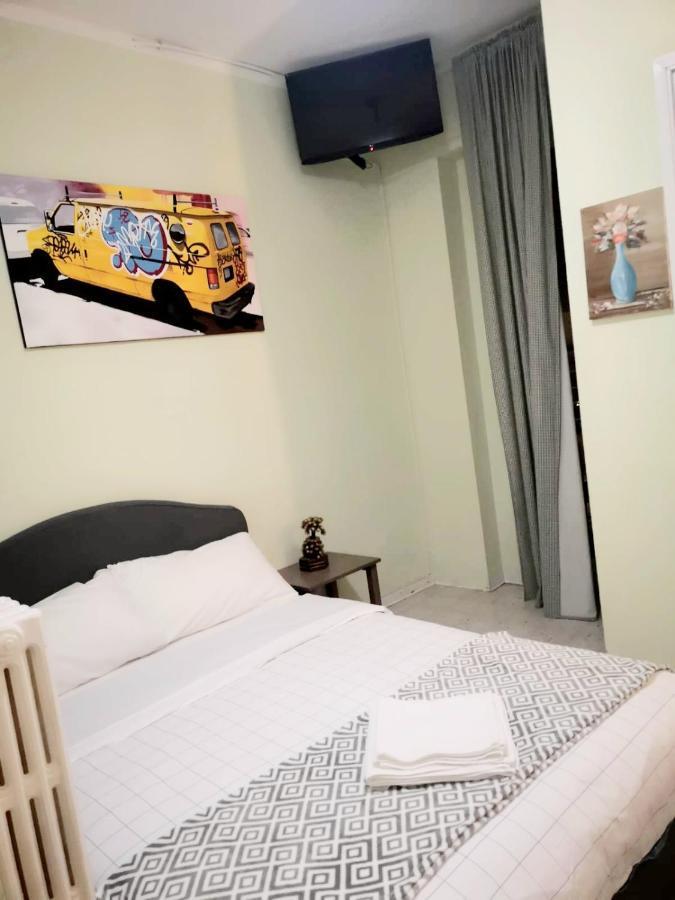 Inn 21 *